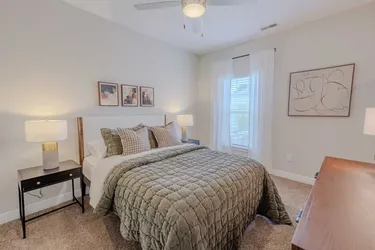 🏠 9-Month Sublease Available – Devonshire Apartments