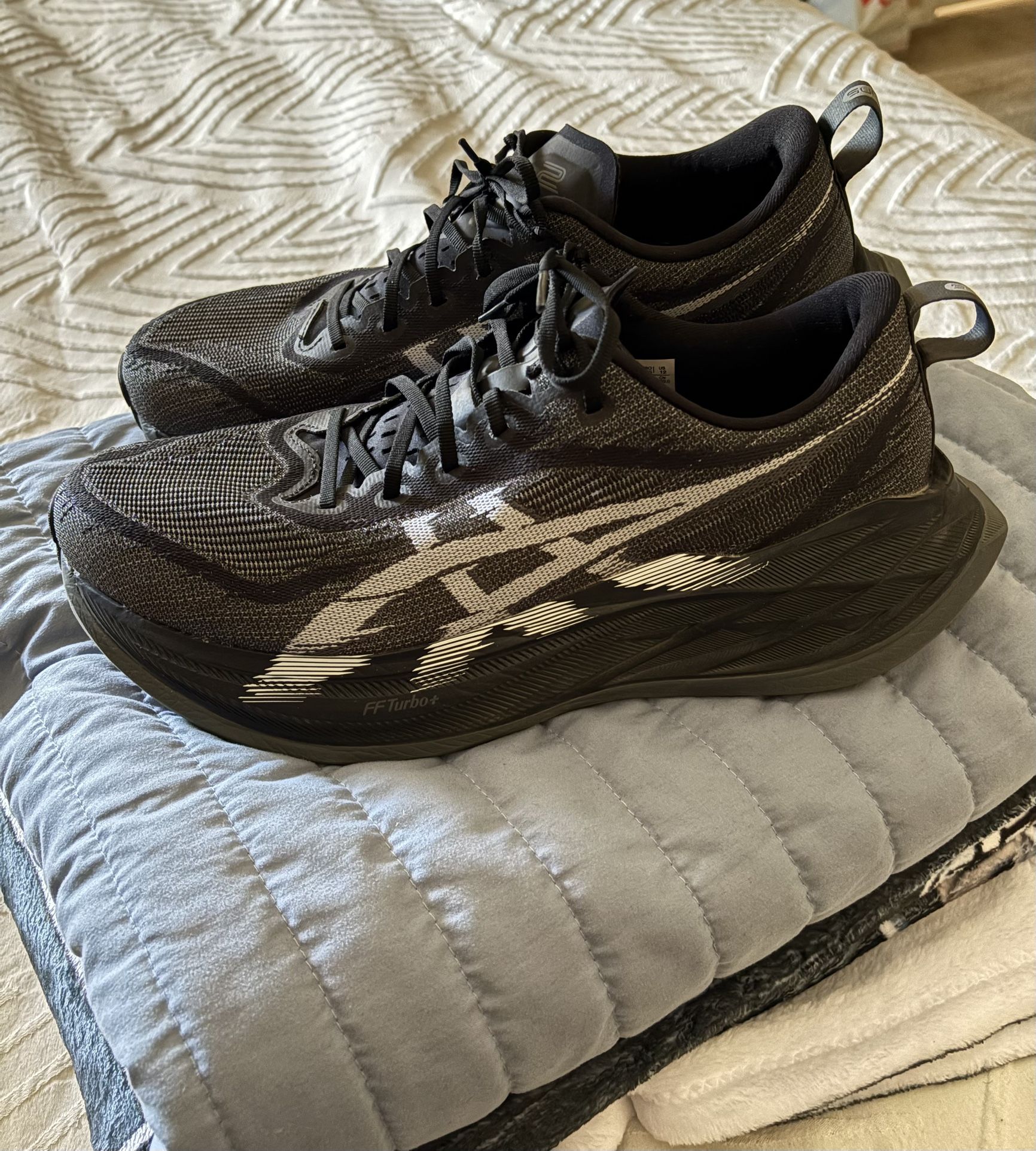 ASICS Superblast 2