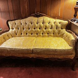 3 Victorian Couch Set