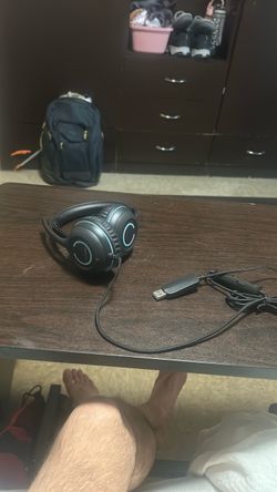 USB Headphones