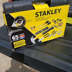Stanley

Home Tool Kit (65-Piece)

