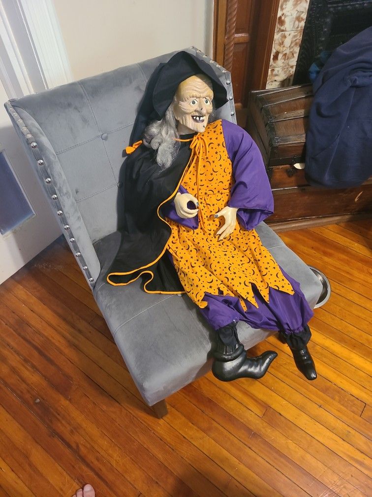 Halloween Witch Decoration
