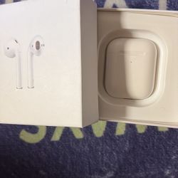 Apple AirPods 