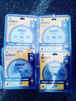 DeWalt 7 1/4 40 Teeth Triple Grip Grade Composite Decking Blades Four Of Them For 120