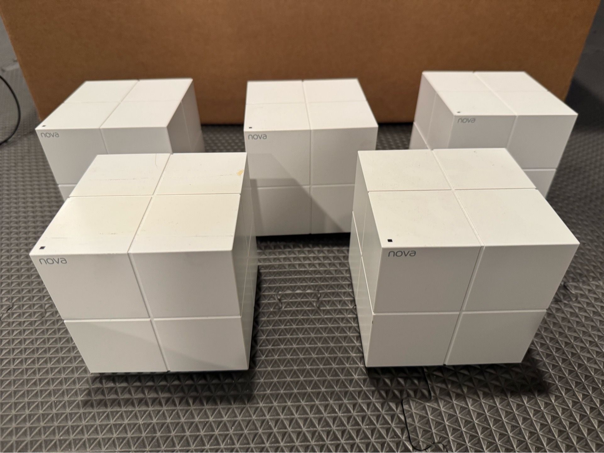 Tenda Nova router