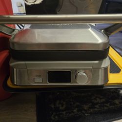 Sliver Panini Maker With Removal Plates