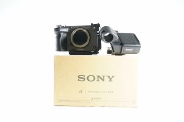Sony FX3 full frame mirrorless cinema camera
