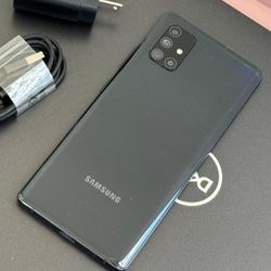 Samsung Galaxy A71  , Unlocked   for all Company Carrier ,  Excellent Condition  Like New