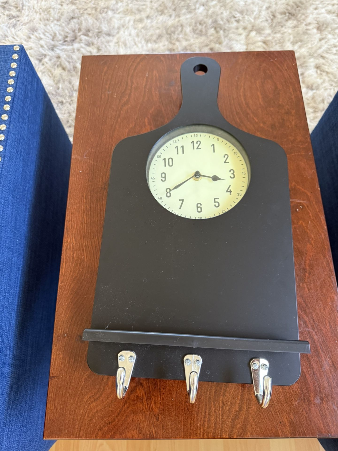 Clock With Hooks
