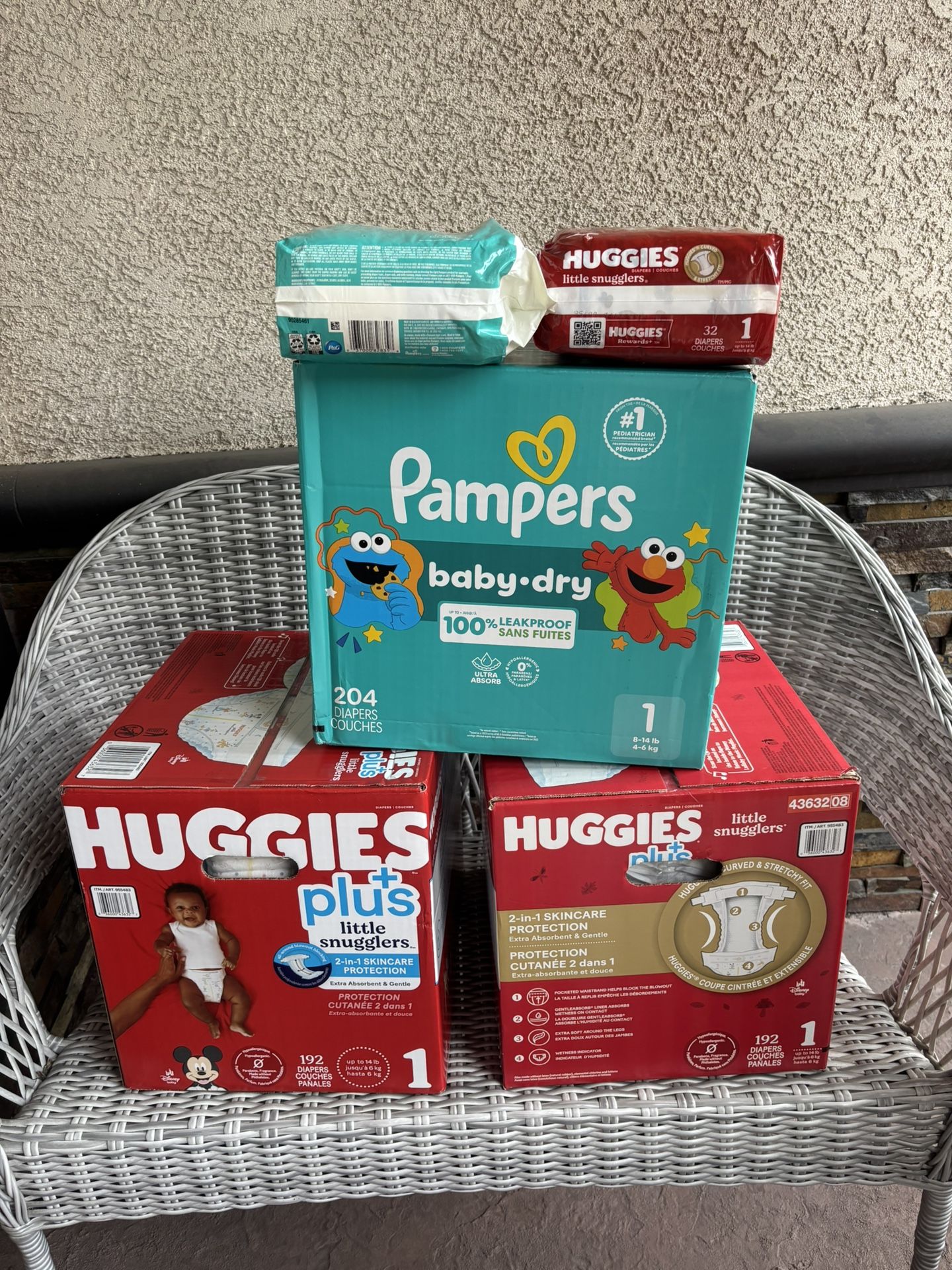 Huggies Pampers Diapers Size 1 