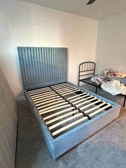 Queen size bed frame