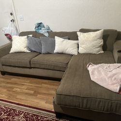 Couch/Sofa/Seat/Chair