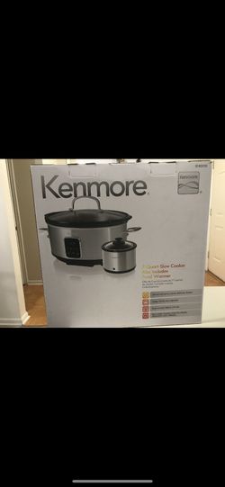 Slow cooker with food warmer