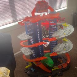 Hot Wheels Ultimate Garage