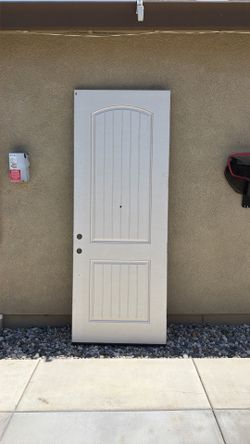 Exterior solid core fiberglass door