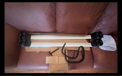 Local Pick Up Only!  2018-2024 AUDI Q5 ROOF/RACK   80A860019 OEM.   New/Open Box