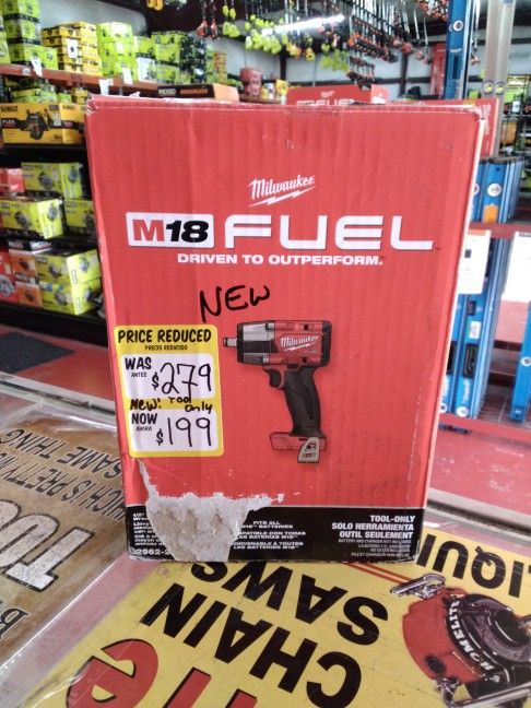 Milwaukee M18 Fuel 1/2" Mid-Torque Impact Wrench (Tool Only)