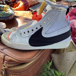 Nike Blazer Mid ‘77 Jumbo Shoes