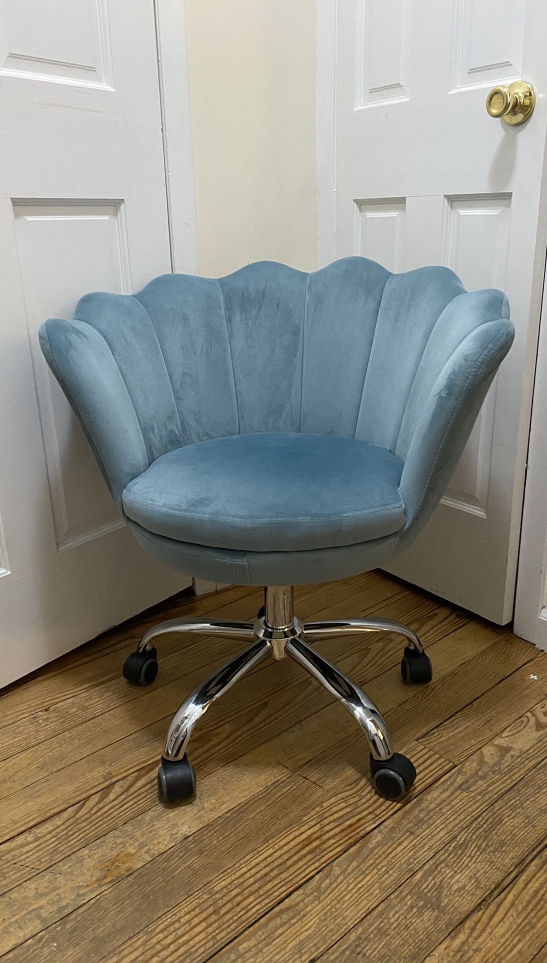 Light Blue Rolling Chair