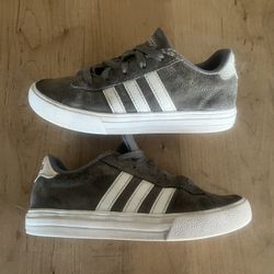 Adidas Suede Shoes Kids Size 1 Good Condition!