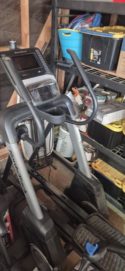 NordicTrack Freestride Trainer FS7i Elliptical