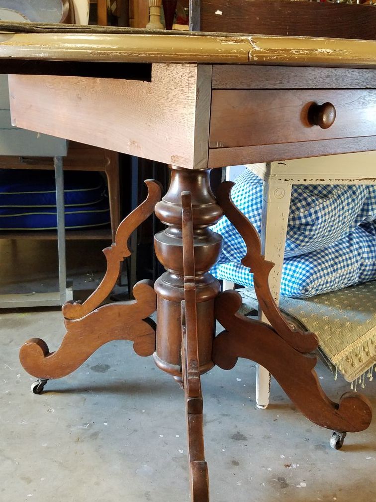Round drop leaf Table antique with shabby chic top