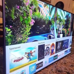 50" Samsung Smart Tv 4k Excellent Condition Still Have The Legs.  Come With Remote 