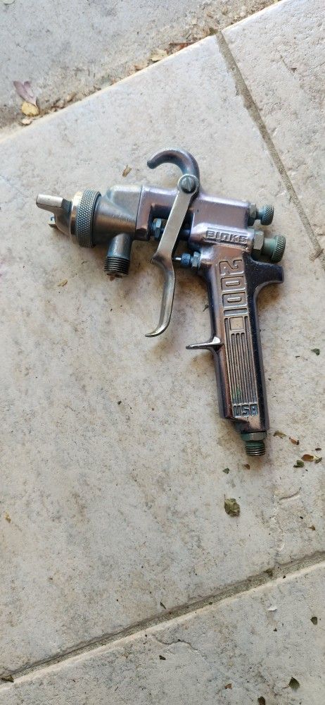binks paint spray gun