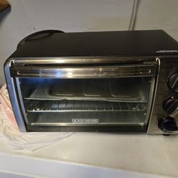 TOASTER  OVEN