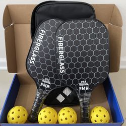 NEW Fiberglass Pickleball Paddles Set of 2 W/ 4 Balls, Fiberglass Surface, Lightweight, Non Slip Grip !