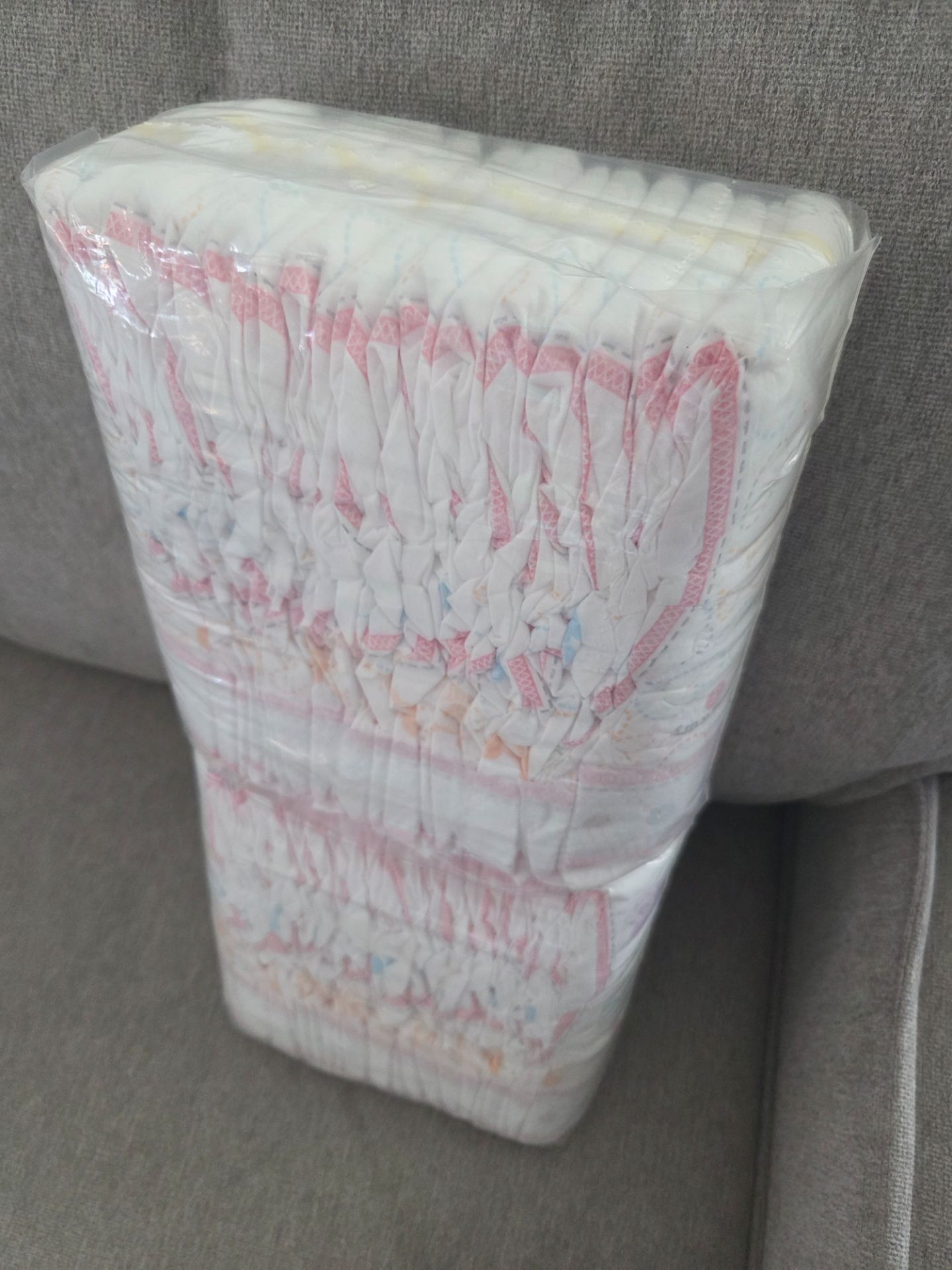 Huggies Snug & Dry Diapers size 5