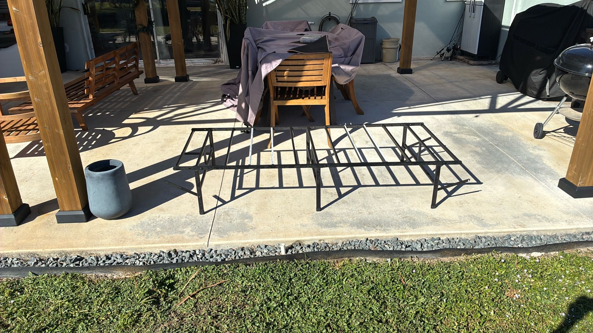 Twin Bed Frame (foldable)