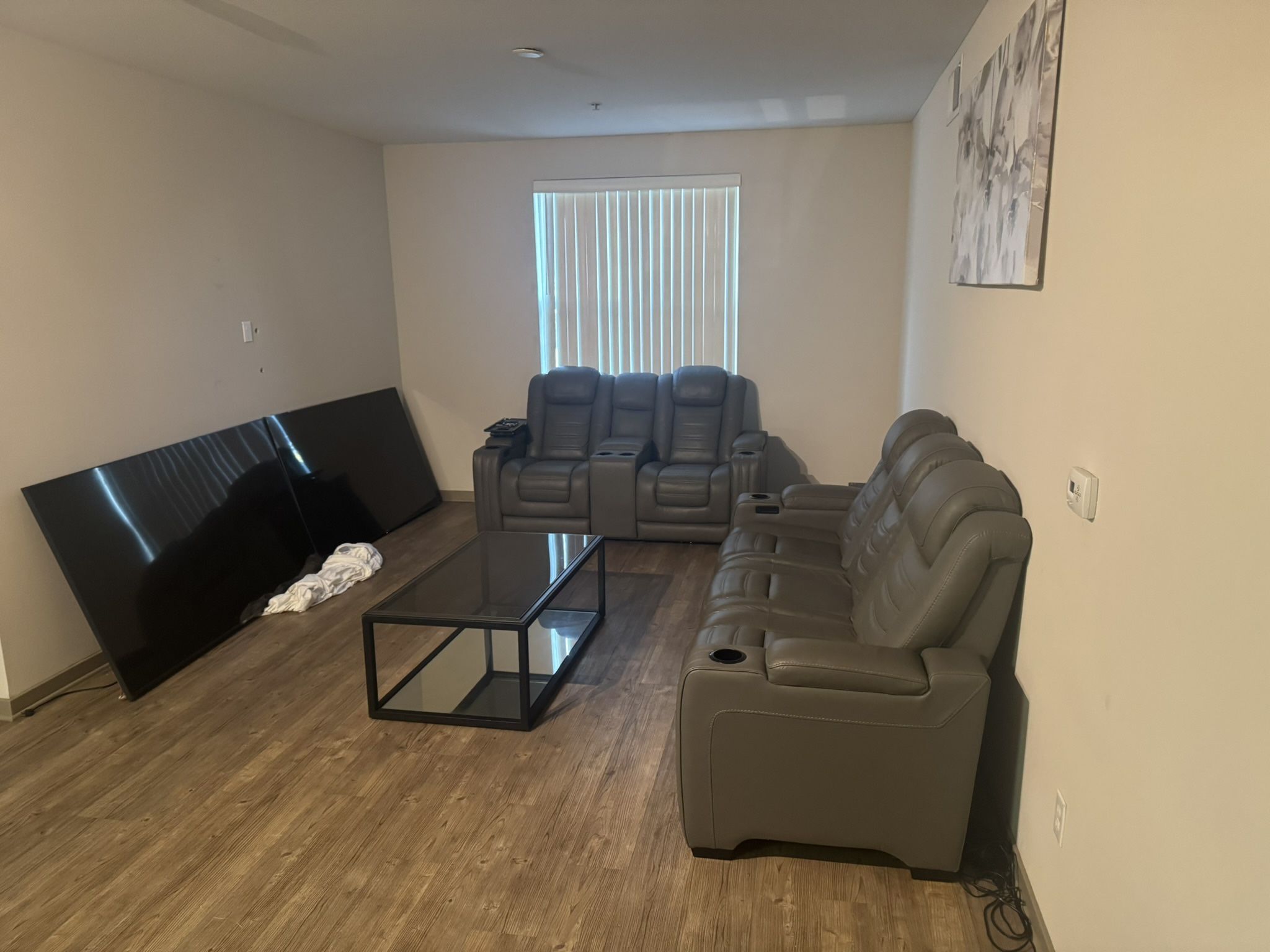 Den Man Couches