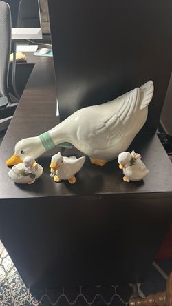 Ceramic Duck Family Figurine Set