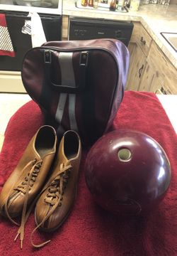 Bowling ball set, shoes8-10, ball 12-16, bag included