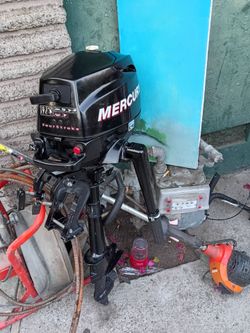 Mercury Four Stroke 2.5 Engine