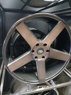 22x9 Rims 6 lug 6x139 6x5.5 On new tires 305 40 22