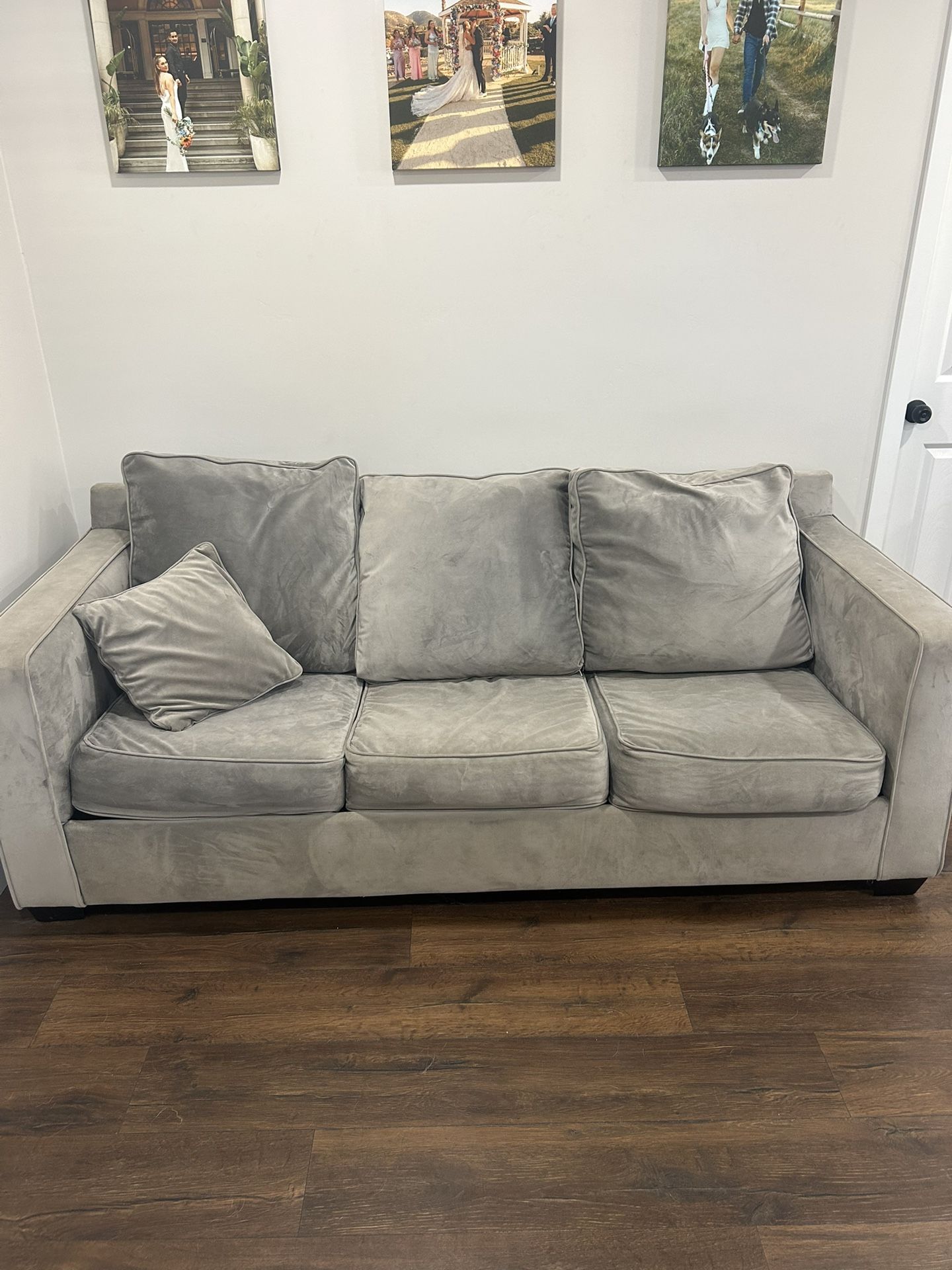 Queen Size Pull Out Sofa Bed