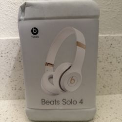 Beats Solo 4 Wireless 