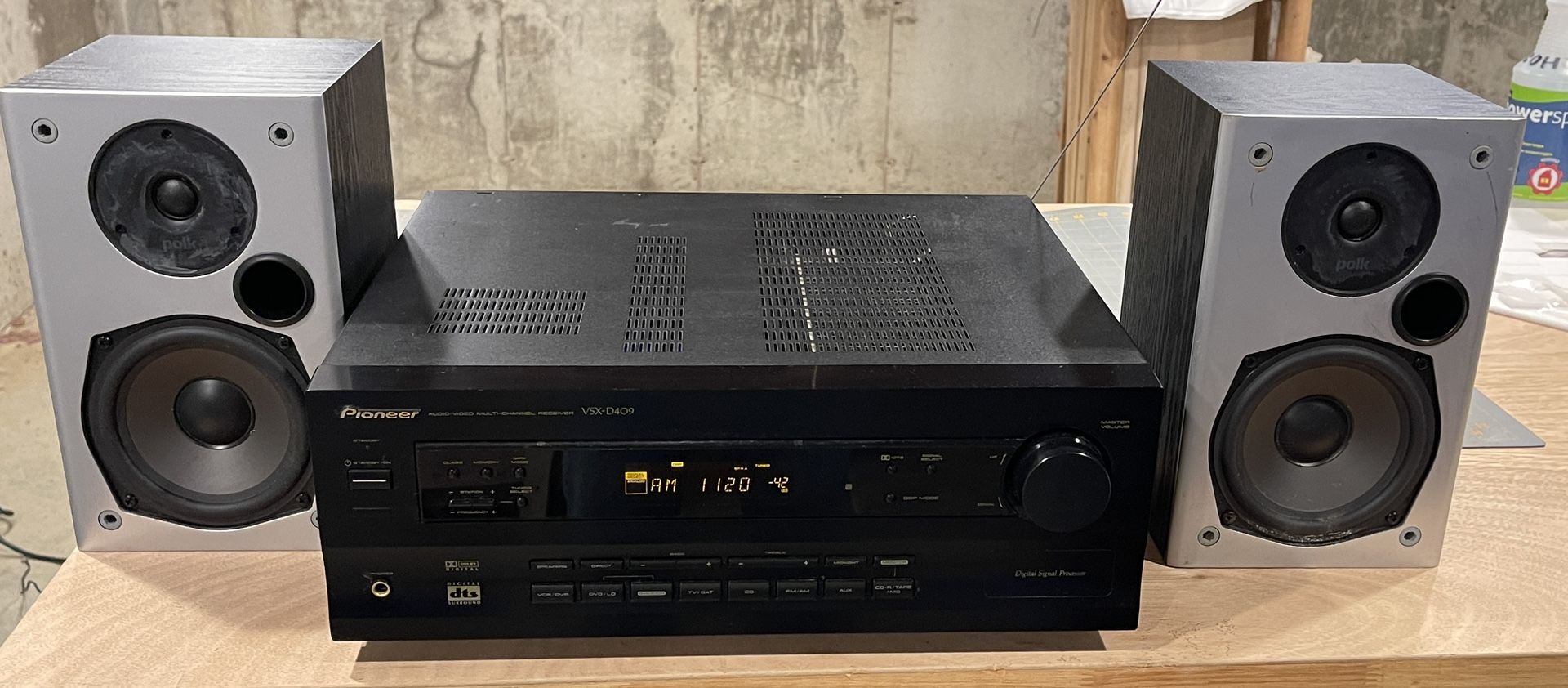Pioneer Audio/Video Multi Channel Receiver Model VSX-D409 W/ 2 Polk Audio Speakers