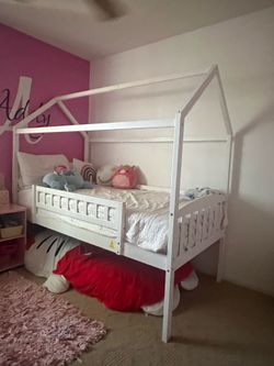 Twin bed