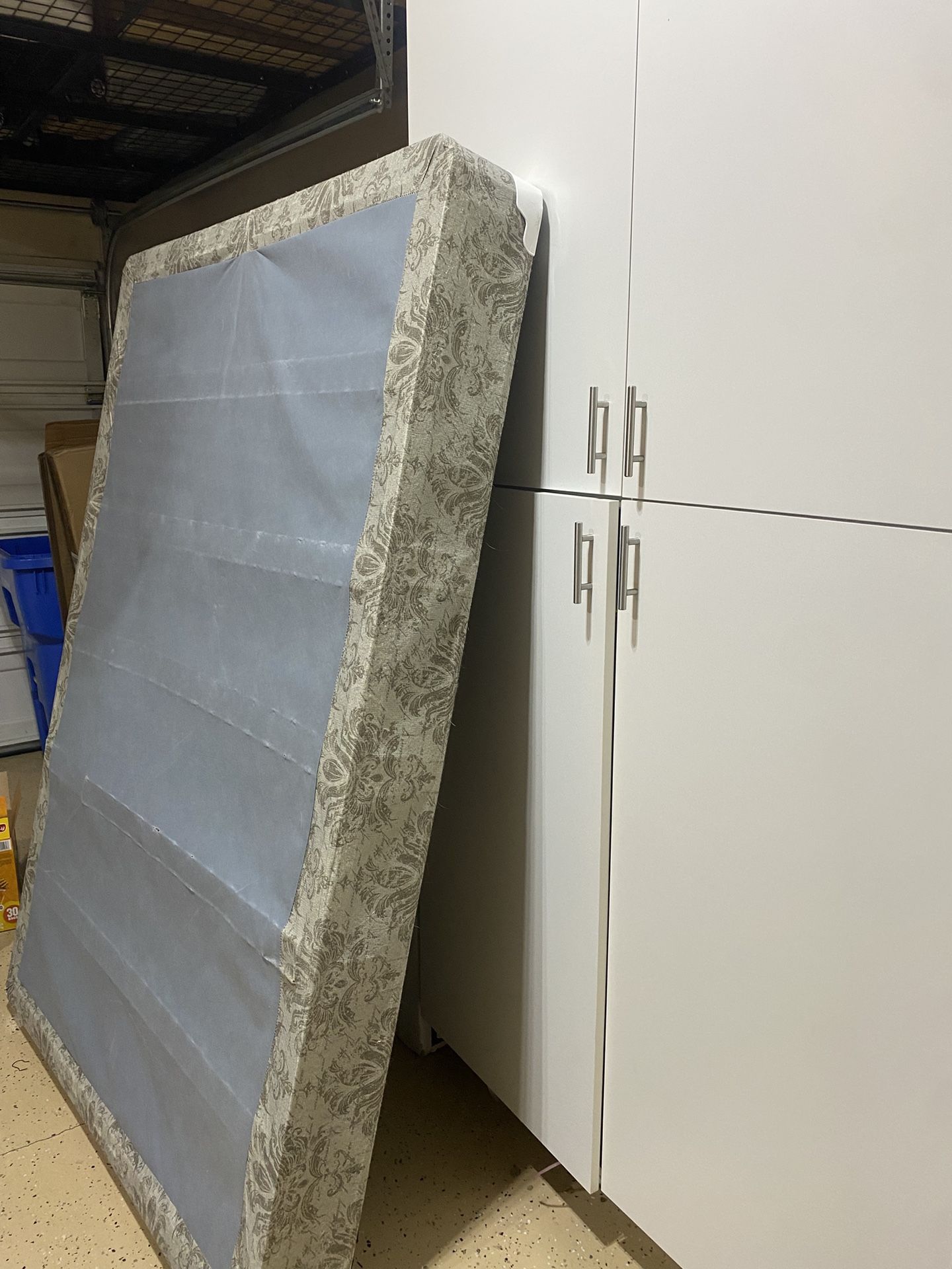 Free Full Box Spring