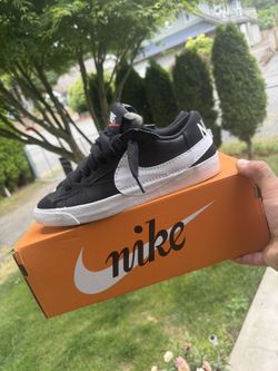 Nike Blazer Low Jumbo Women Size 9 