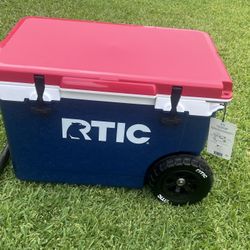 RTIC 52 Qt Wheeled Cooler New!