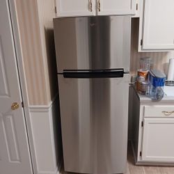 Whirlpool Top Freezer 