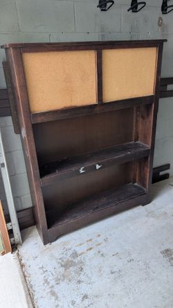 Twin bunk bed with library book shelf
