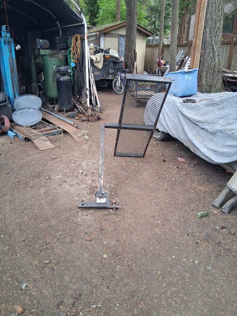 Tow Hitch/cargo Rack