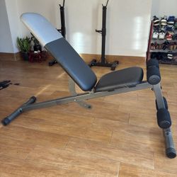 ADJUSTABLE BENCH PRESS W/ LEG HOLD - BRAND NEW (EXTRA LEG STRENGTH FOR BENCHING & SIT-UPS)