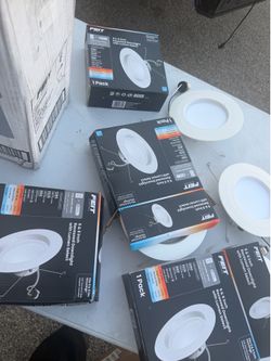 Feit LEDR56HO/6WYCA 5/6" 120-Watt Equivalent Color Select (2700/3000/3500/4000/5000) Dimmable Recessed Downlight This is an 8 pack; about six look ne