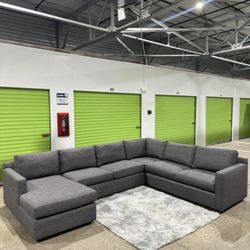 Sectional Couch 